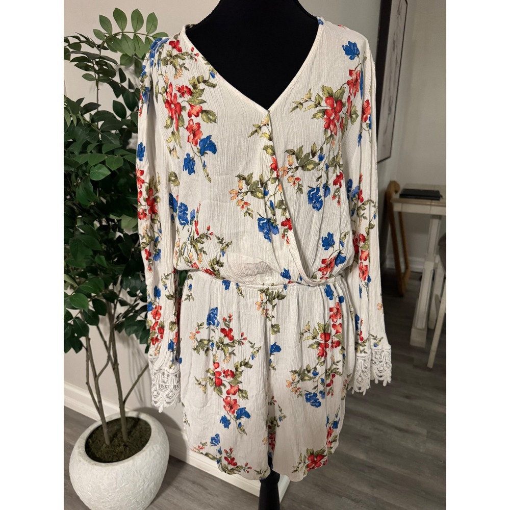 Mimi Chica Womens Floral Long Sleeve Romper White Red Blue Lace Trim Size L